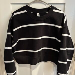 Lululemon Perfectly Oversized Cropped Crew Size 8